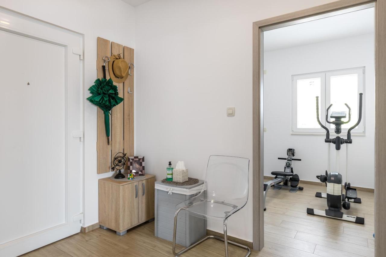 Luxurious Apartments Bona Fide Міміце Екстер'єр фото
